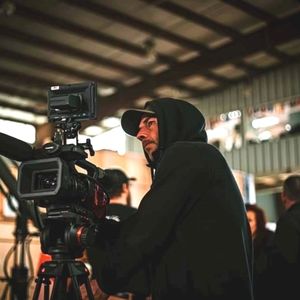 Meet your Posher, Troy